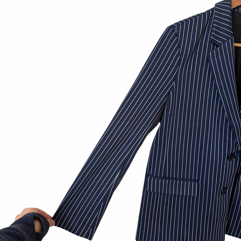 Leze The Lable Sierra Boyfriend Pinstripe Blue White Blazer Women's Medium - Picture 6 of 13